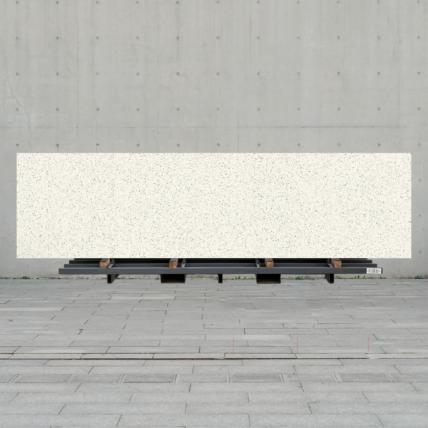 Saga White - Image 2